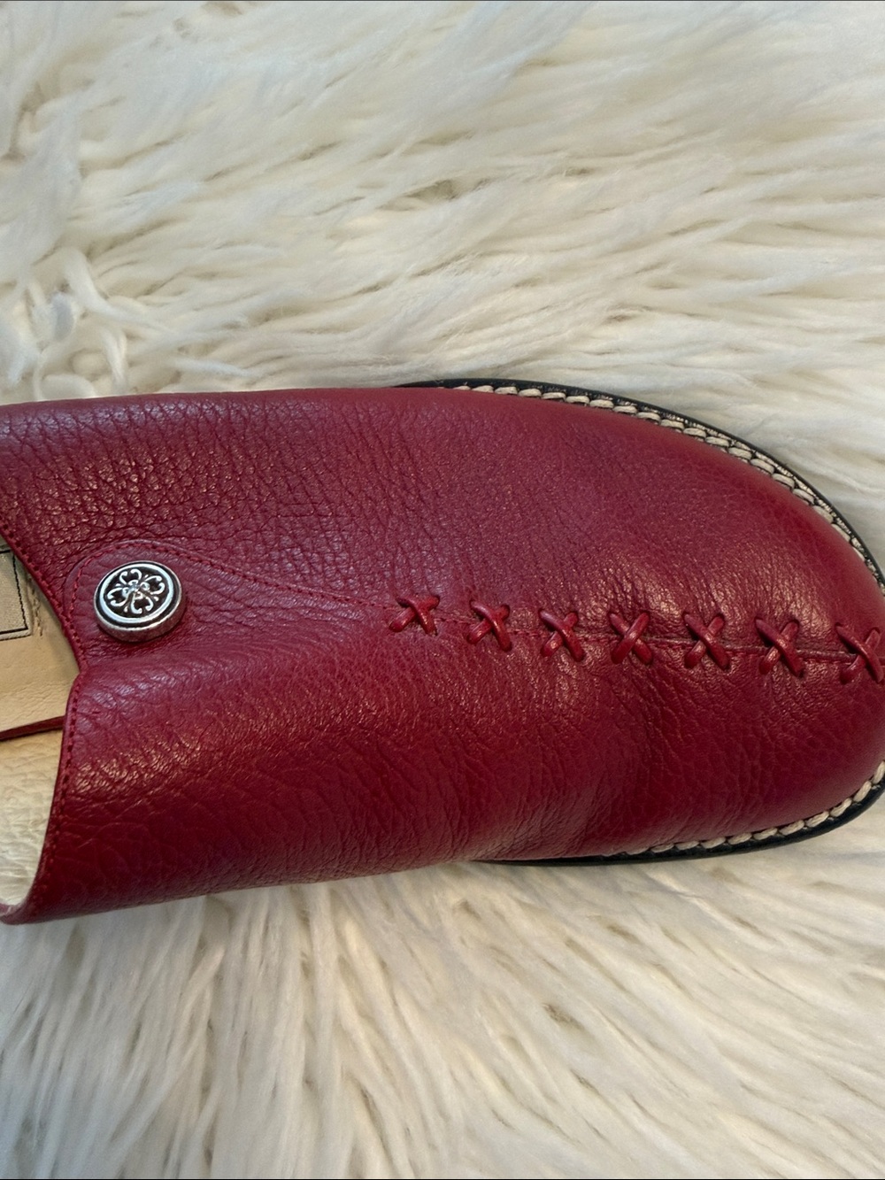 BRIGHTON Women's Burgundy Leather Slip-On Clogs size 8 excellent condition - Picture 2 of 9